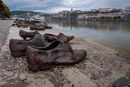 Donauufer Budapest: Mahnmal für die Opfer der Faschisten