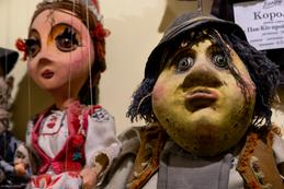 Marionetten im Puppentheater von Uschgorod