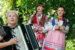 Ländliche Folkloregruppe in Transkarpatien
